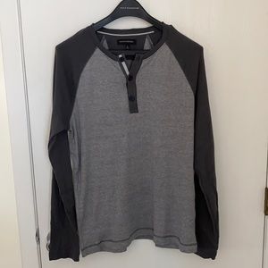 Banana Republic Men’s Long Sleeve T-shirt